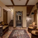 Old City Boutique Hotel