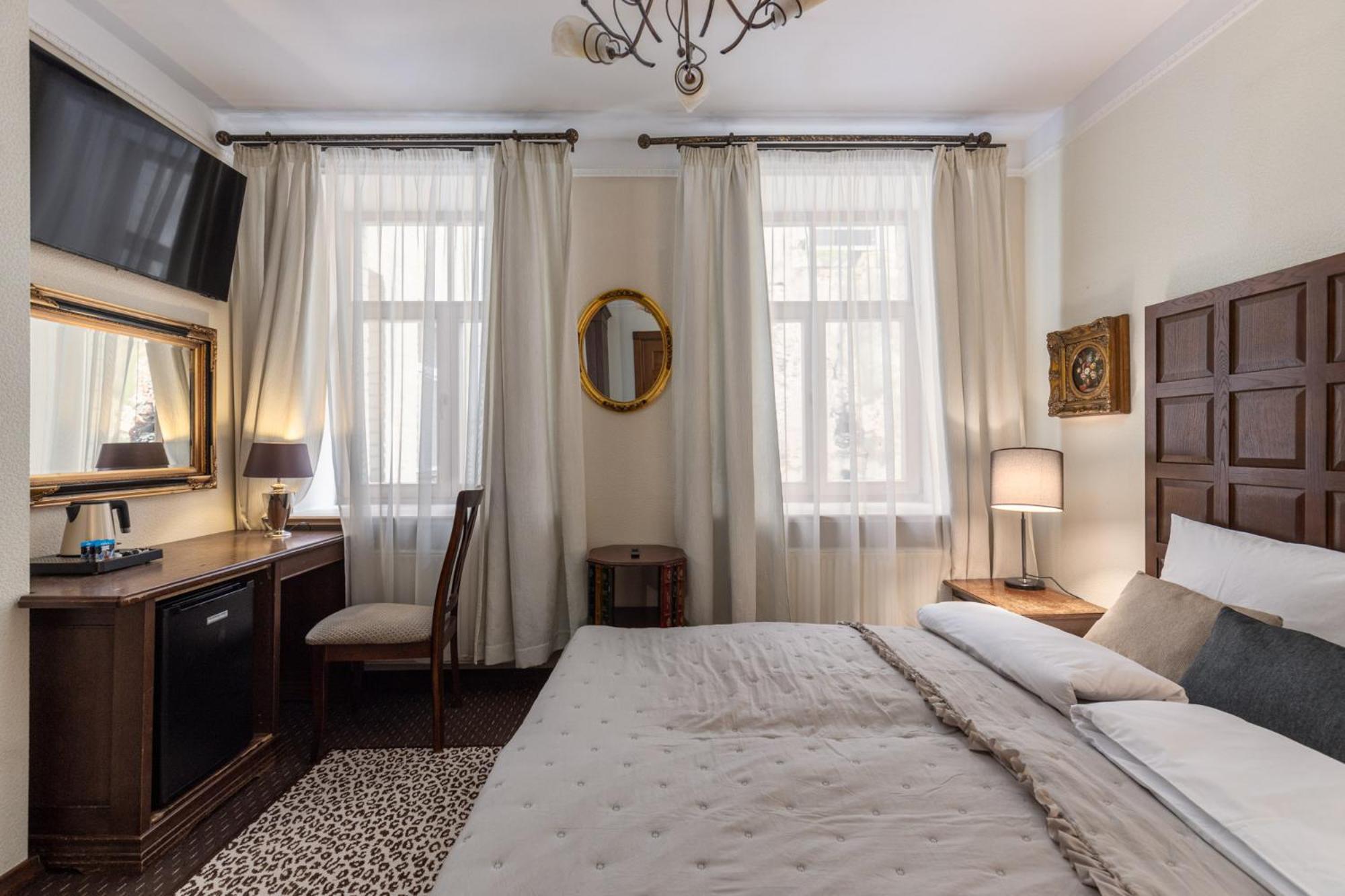 Old Boutique 4*
